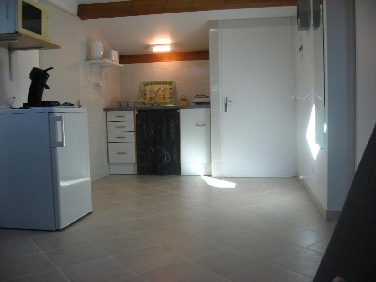Apartamento T 2 Avec Velux Sous Les Combes De 34 M2 La Londe-les-Maures Exterior foto